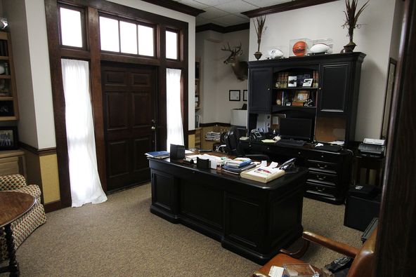 Office Space | Downtown Hattiesburg: 623 N Main St, Hattiesburg, MS 39401